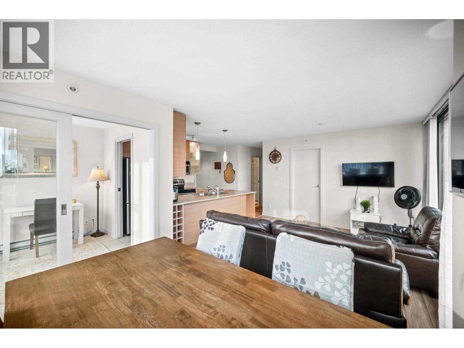 3104 928 Homer Street, Vancouver, British Columbia  V6B 1T7 - Photo 6 - R3105485