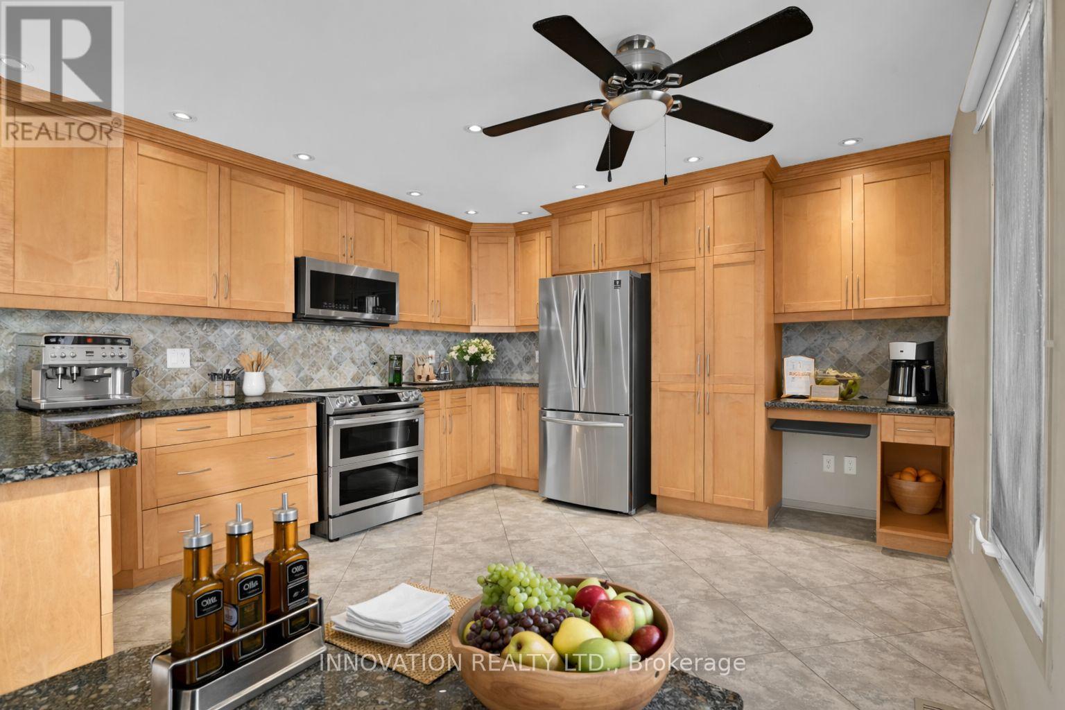 152 Burnetts Grove Circle, Ottawa, Ontario  K2J 1S9 - Photo 6 - X12748250