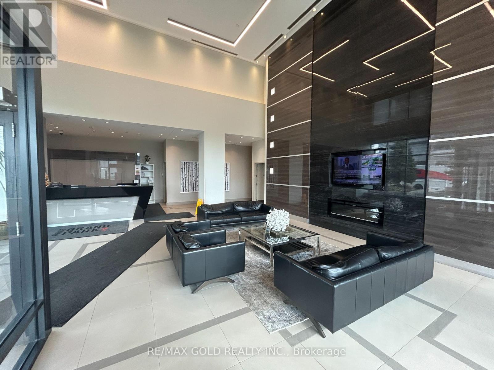 314 - 3975 Grand Park Drive, Mississauga, Ontario  L5B 0K4 - Photo 7 - W12940240