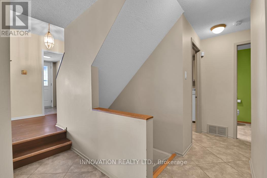 152 Burnetts Grove Circle, Ottawa, Ontario  K2J 1S9 - Photo 5 - X12748250