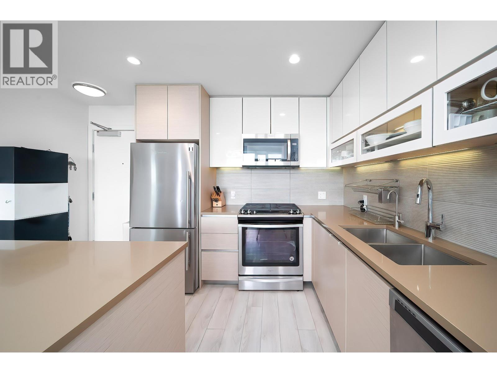 1206 8850 University Cres, Burnaby, British Columbia  V5A 0C8 - Photo 4 - R3105508