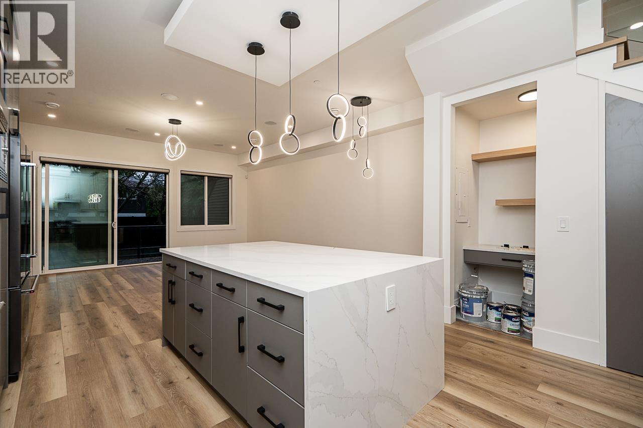 3055 York Street, Port Coquitlam, British Columbia  V3B 4A6 - Photo 8 - R3105510