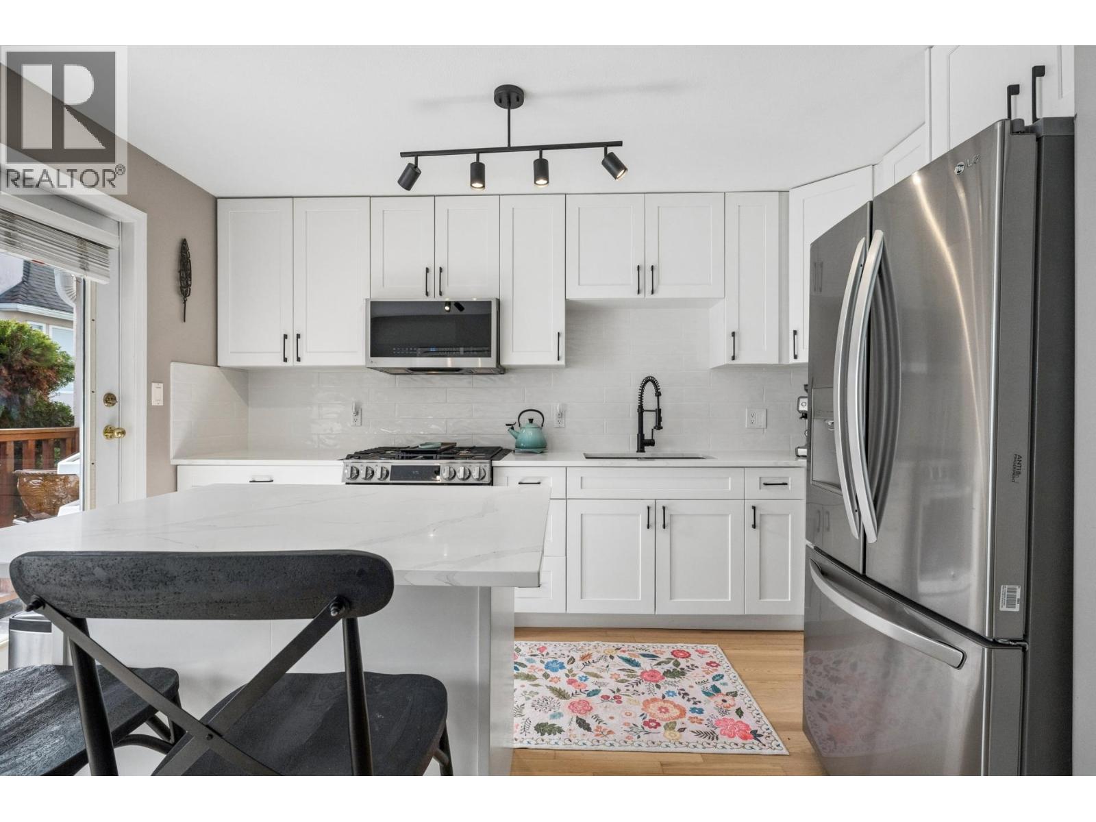 104 225 E 6th Street, North Vancouver, British Columbia  V7L 1P4 - Photo 10 - R3105523