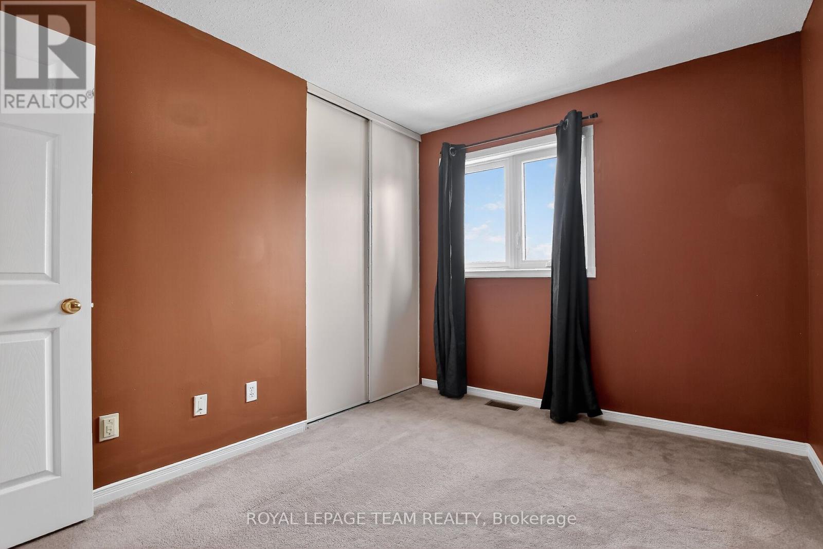 21 Baton Court, Ottawa, Ontario  K2L 4C8 - Photo 35 - X12873720