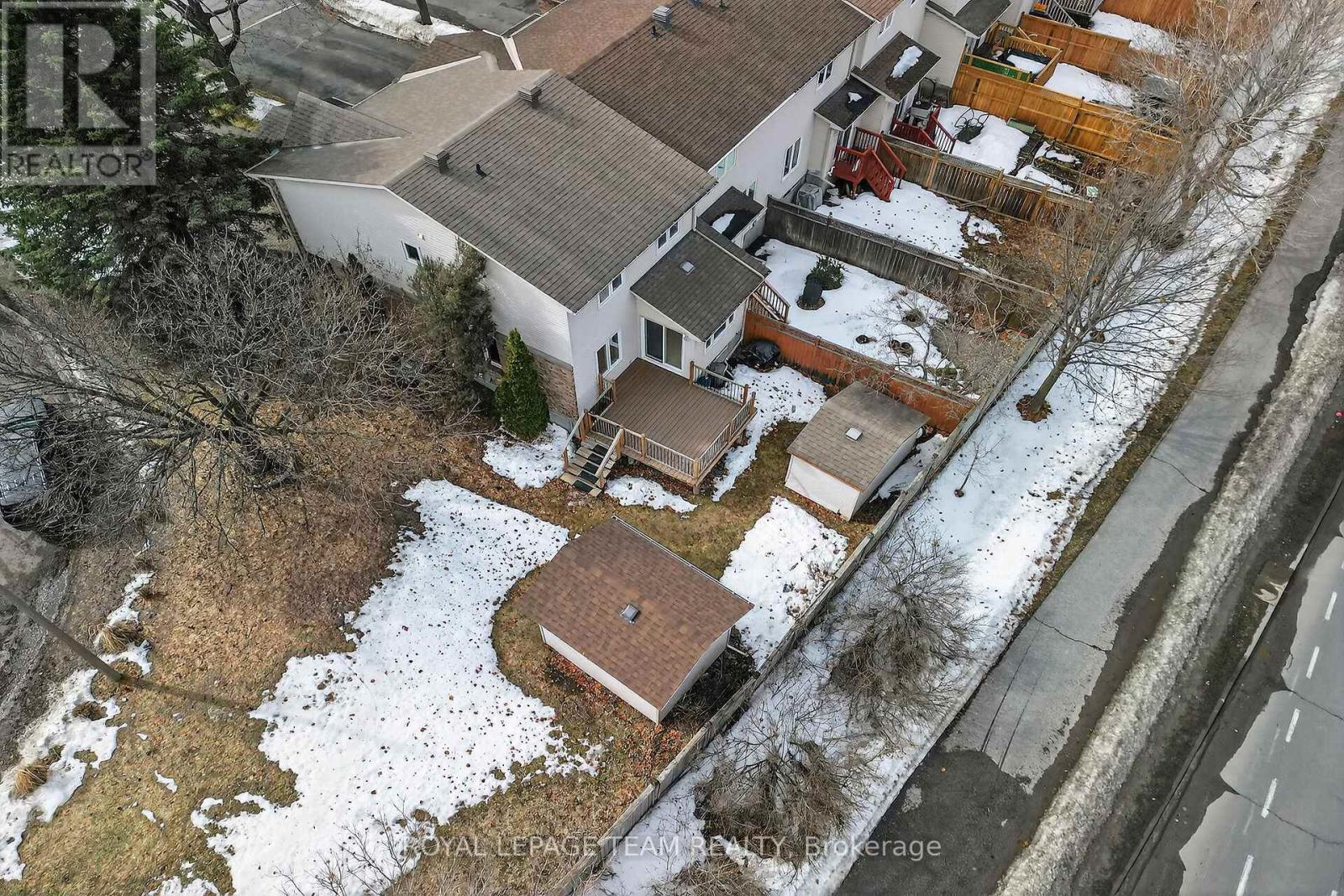 21 Baton Court, Ottawa, Ontario  K2L 4C8 - Photo 5 - X12873720