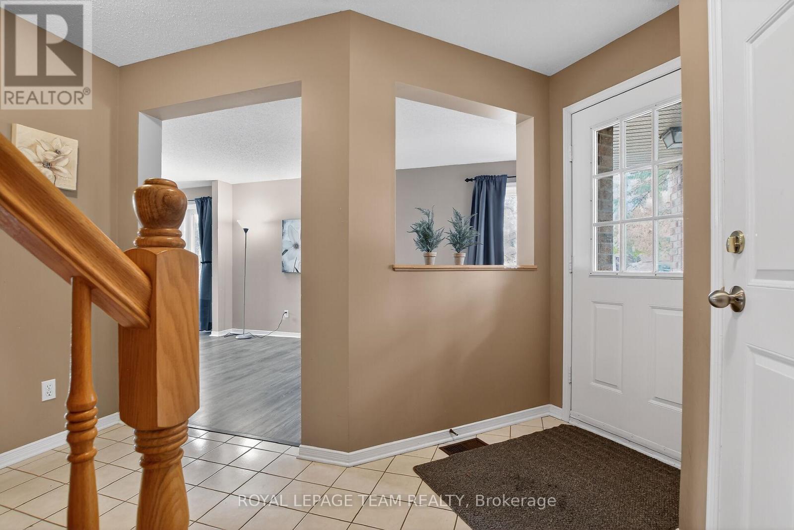 21 Baton Court, Ottawa, Ontario  K2L 4C8 - Photo 9 - X12873720