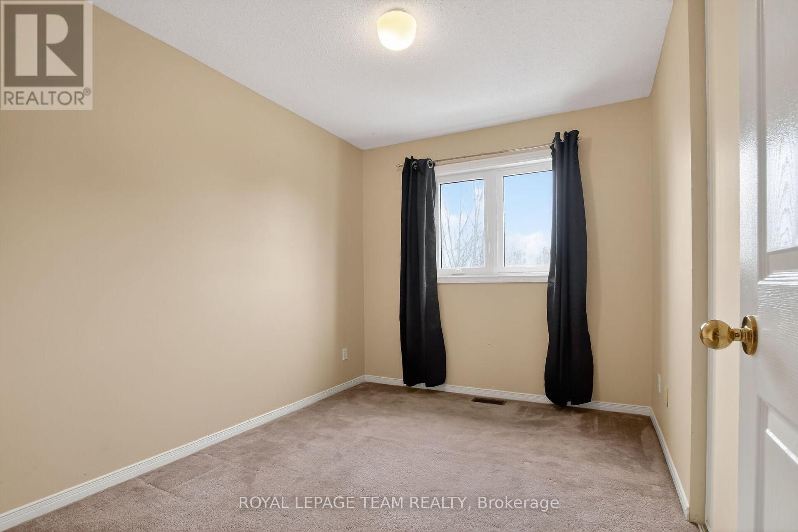 21 Baton Court, Ottawa, Ontario  K2L 4C8 - Photo 36 - X12873720