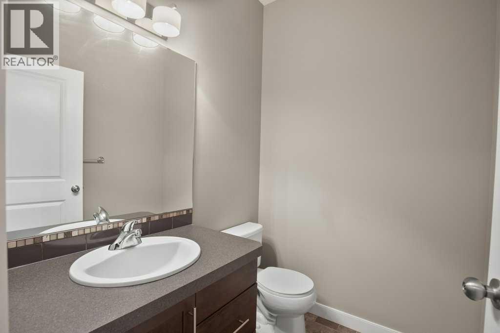 143 Vanier Drive, Red Deer, Alberta  T4R 0H6 - Photo 12 - A2291174