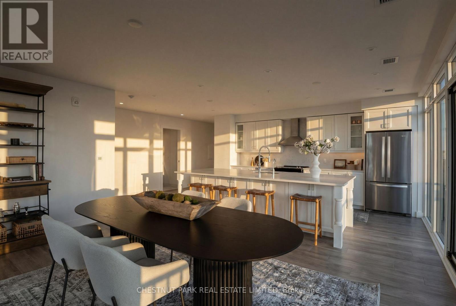 2001 - 15 Glebe Street, Cambridge, Ontario  N1S 0C3 - Photo 4 - X12367146