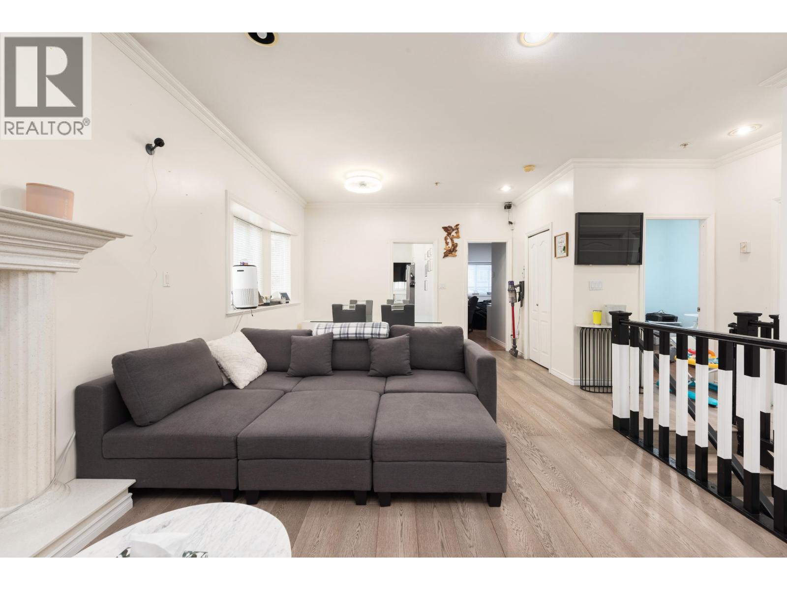 805 E 57th Avenue, Vancouver, British Columbia  V5X 1T4 - Photo 7 - R3105471