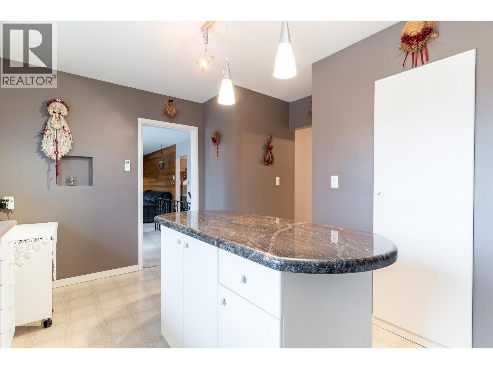 8140 Fairdell Crescent, Richmond, British Columbia  V7C 1W4 - Photo 17 - R3105533