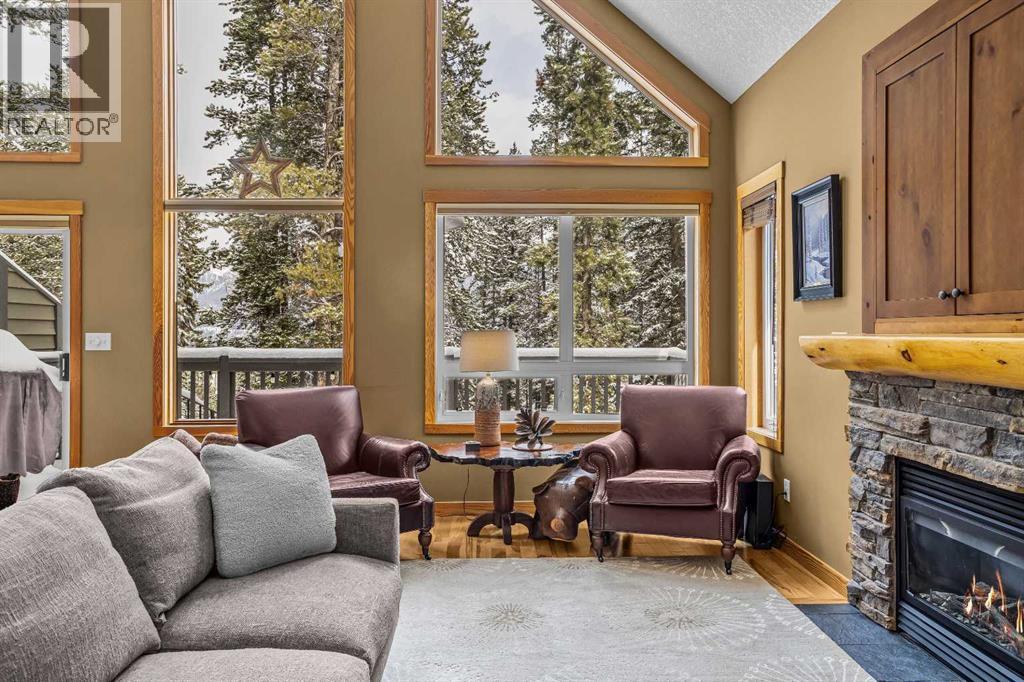 1112 Wilson Way, Canmore, Alberta  T1W 3C4 - Photo 9 - A2297442