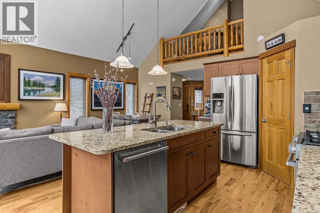 1112 Wilson Way, Canmore, Alberta  T1W 3C4 - Photo 17 - A2297442