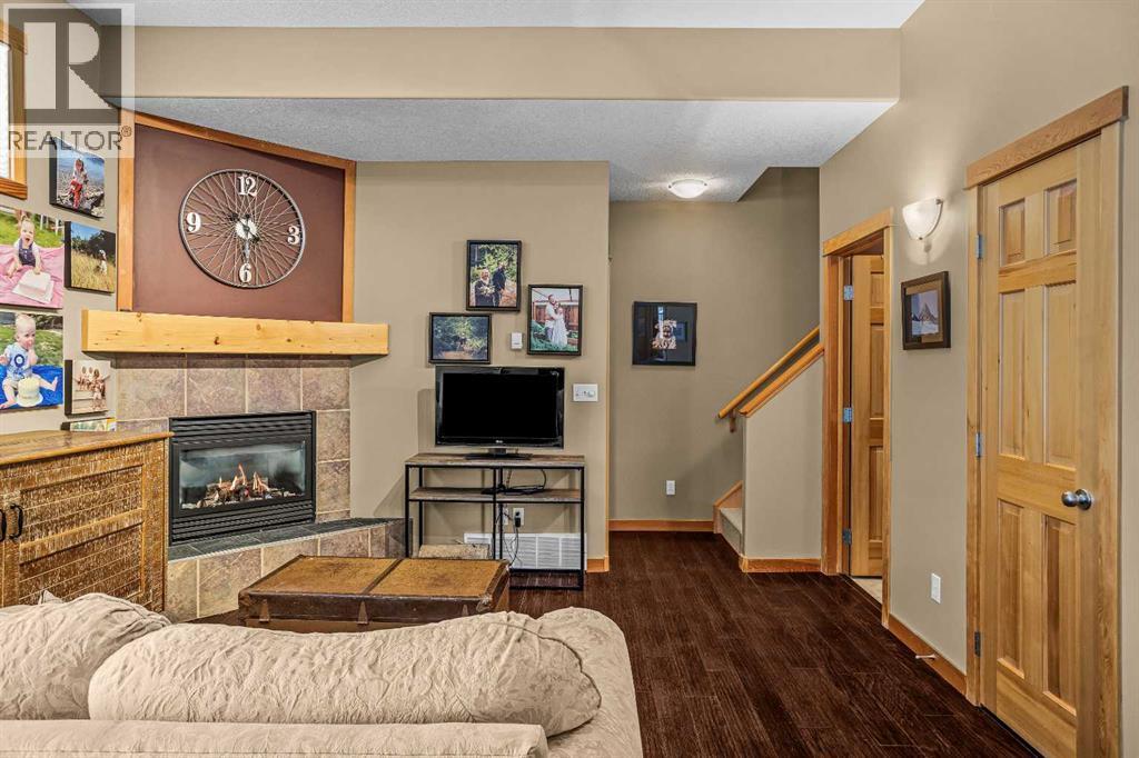 1112 Wilson Way, Canmore, Alberta  T1W 3C4 - Photo 34 - A2297442