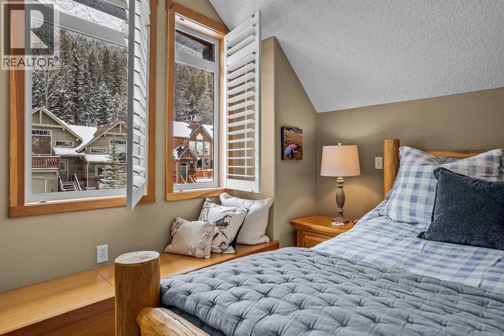 1112 Wilson Way, Canmore, Alberta  T1W 3C4 - Photo 27 - A2297442