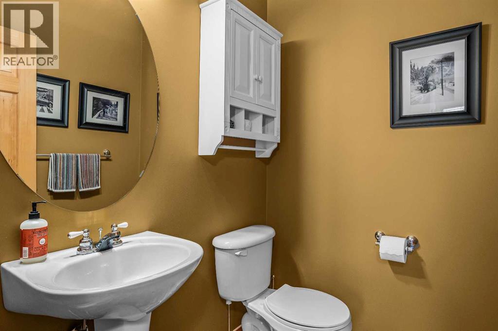 1112 Wilson Way, Canmore, Alberta  T1W 3C4 - Photo 29 - A2297442