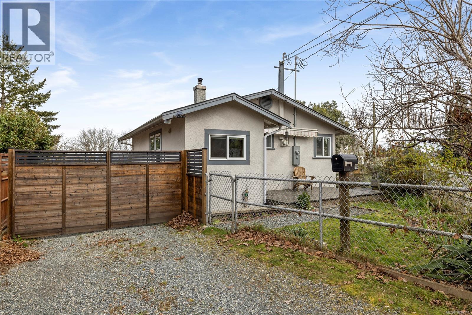 734 Railway Ave, Nanaimo, British Columbia  V9R 4L2 - Photo 2 - 1030111