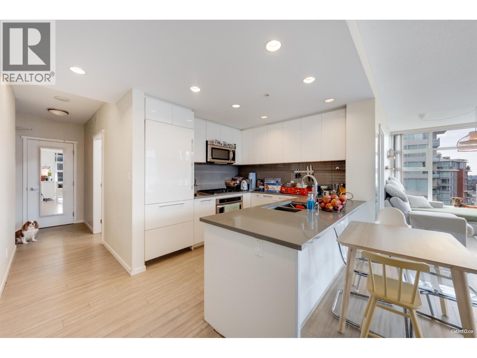 2806 3102 Windsor Gate, Coquitlam, British Columbia V3B 0J3 - Photo 5 - R3105003