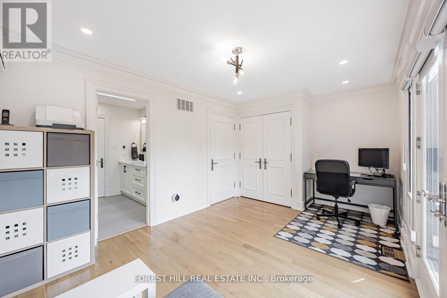 55 Lonsdale Road, Toronto, Ontario  M4W 1W4 - Photo 23 - C12941232