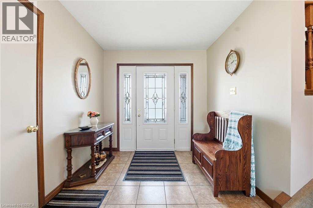 35 Bernard Avenue, Brantford, Ontario  N3R 7K7 - Photo 6 - 40815522