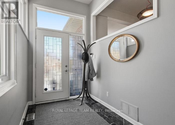 224 Knudson Drive, Ottawa, Ontario  K2K 2N7 - Photo 10 - X12941270