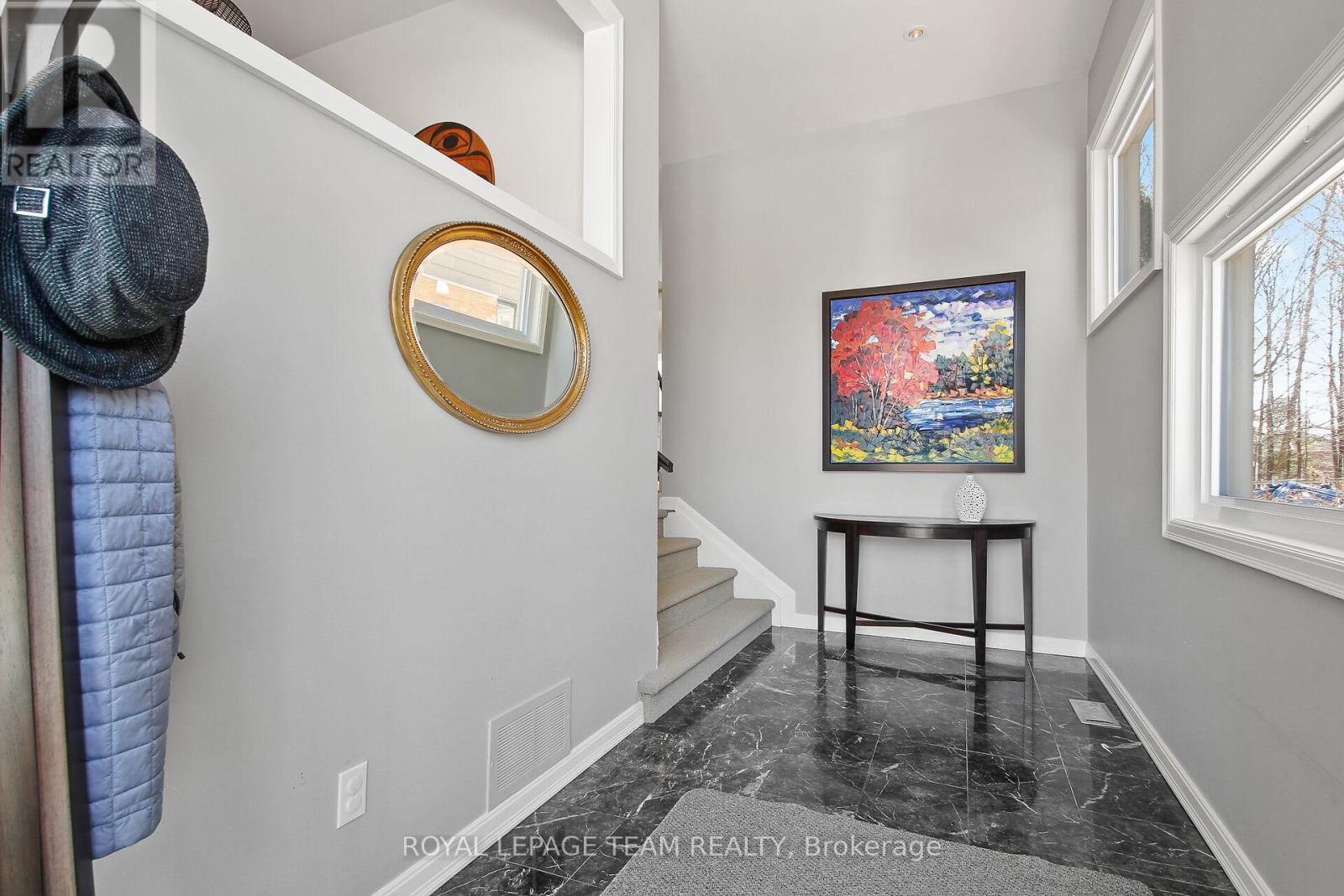 224 Knudson Drive, Ottawa, Ontario  K2K 2N7 - Photo 11 - X12941270