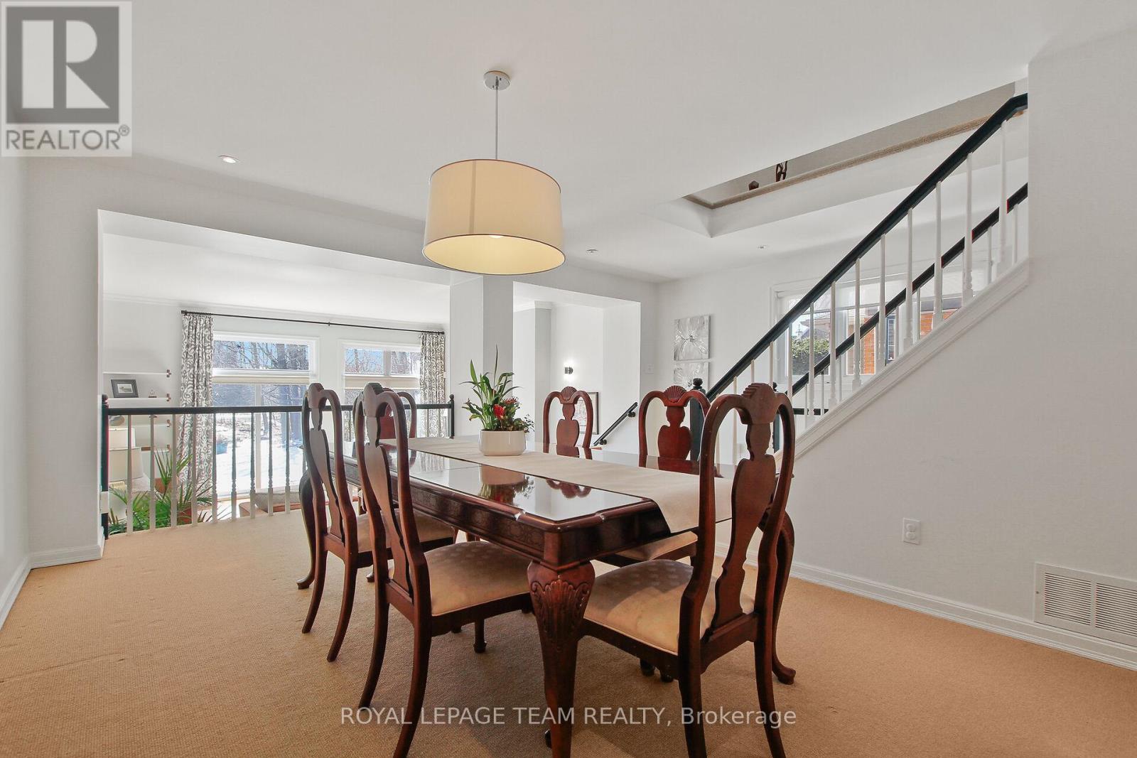 224 Knudson Drive, Ottawa, Ontario  K2K 2N7 - Photo 17 - X12941270