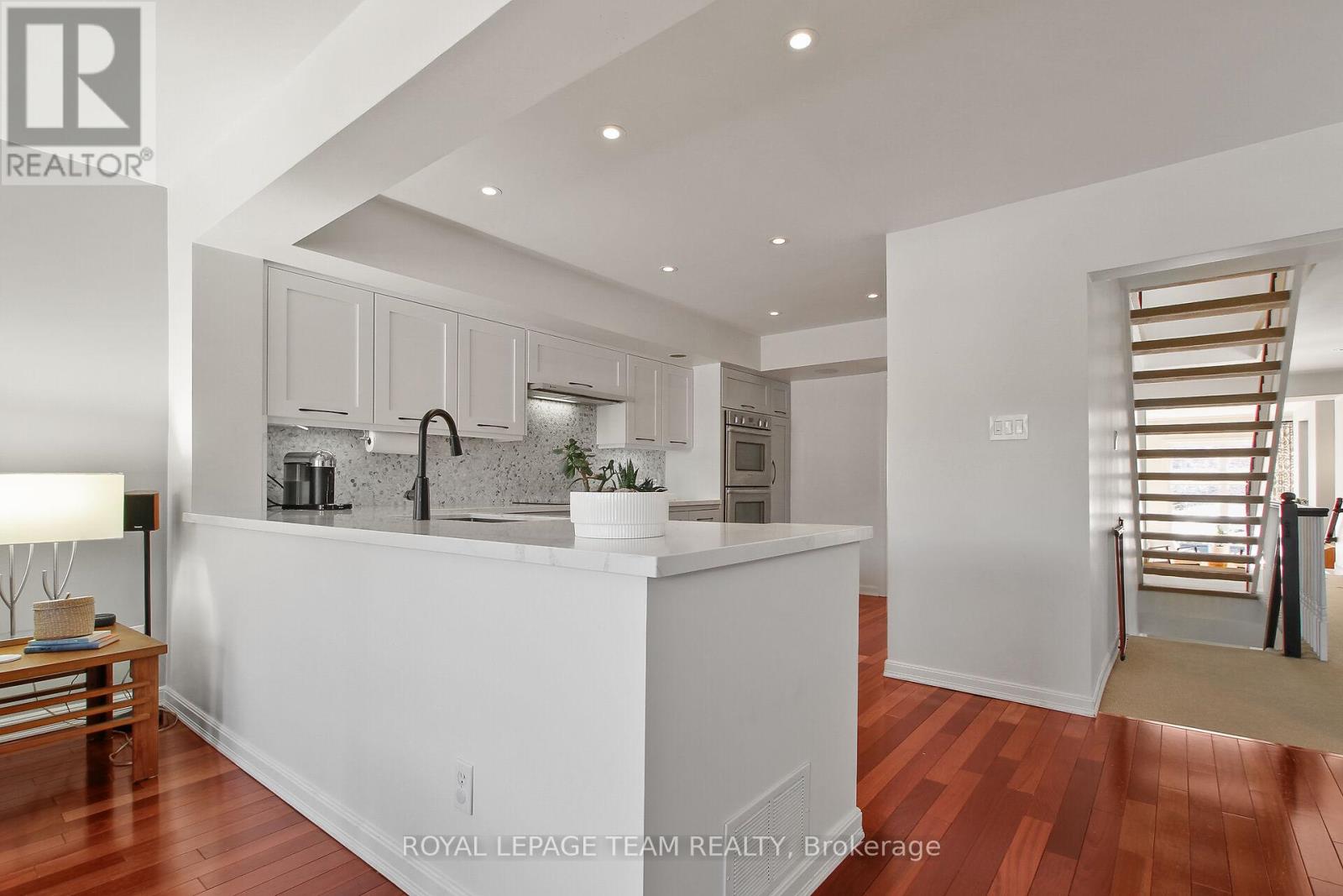 224 Knudson Drive, Ottawa, Ontario  K2K 2N7 - Photo 19 - X12941270