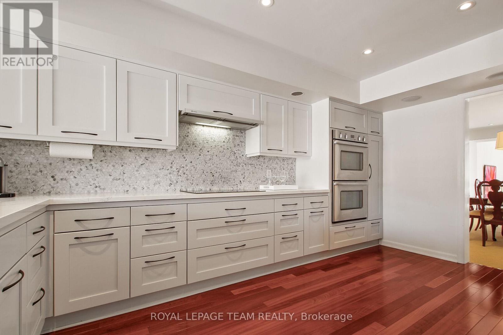 224 Knudson Drive, Ottawa, Ontario  K2K 2N7 - Photo 21 - X12941270