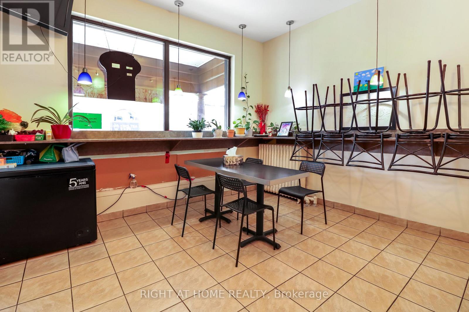 508 Rideau Street, Ottawa, Ontario  K1N 5Z6 - Photo 5 - X12941276