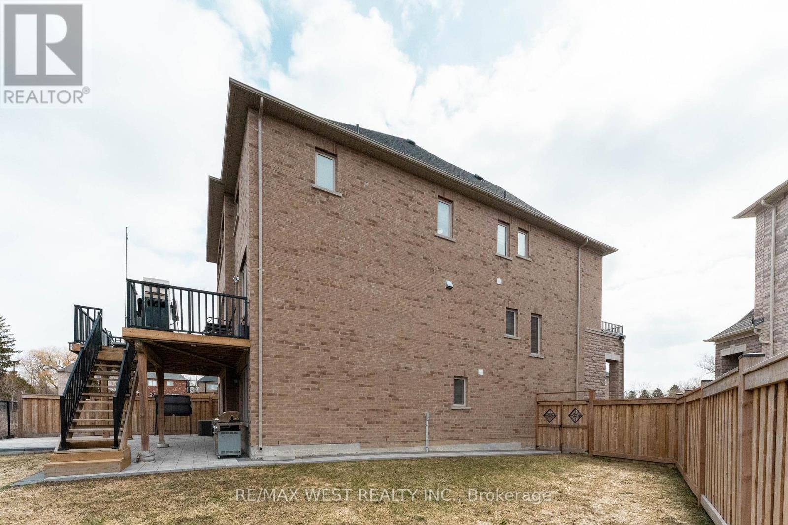 186 Bralorne Trail, Pickering, Ontario  L1V 0G1 - Photo 39 - E12941282