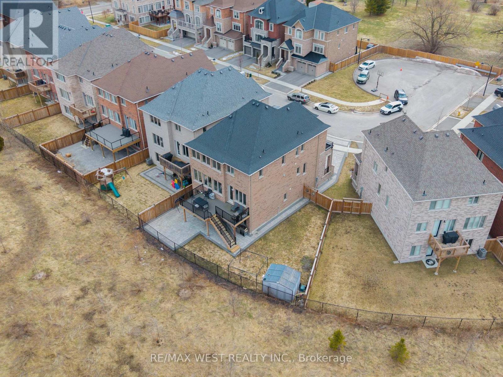 186 Bralorne Trail, Pickering, Ontario  L1V 0G1 - Photo 45 - E12941282