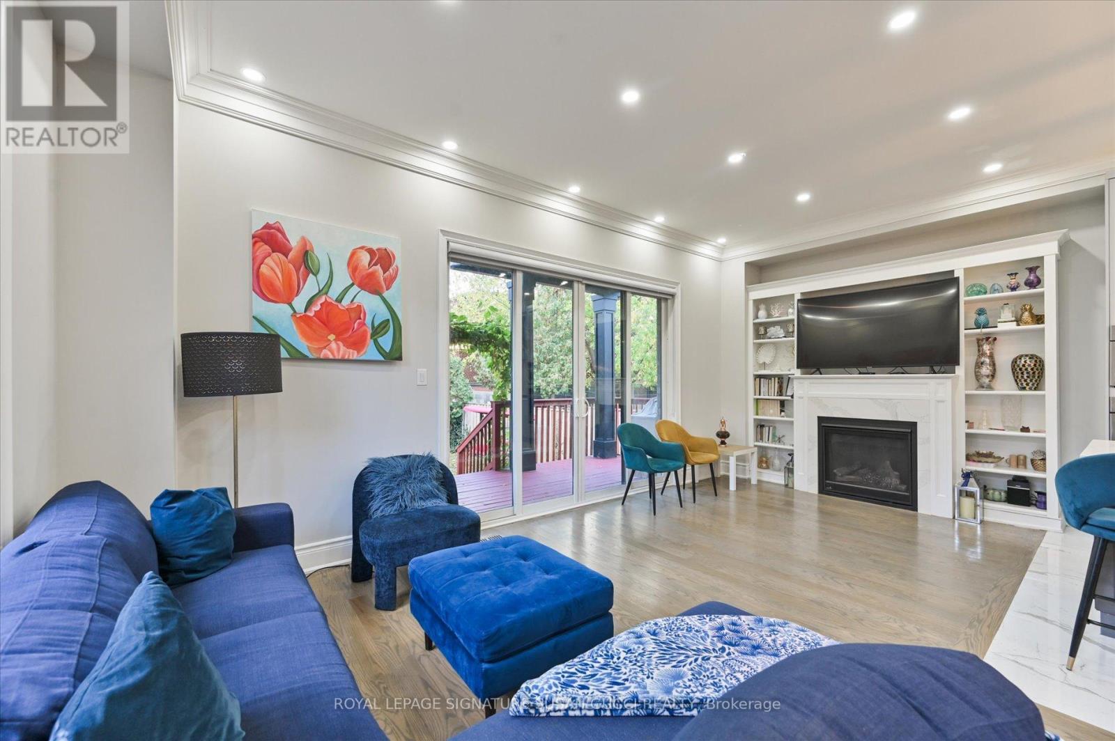 3 Holmstead Avenue, Toronto, Ontario  M4B 1S9 - Photo 16 - E12941318