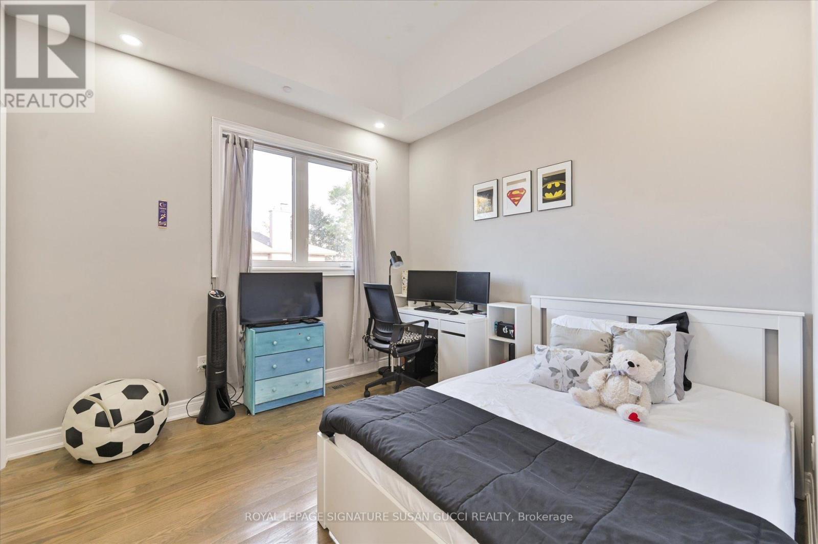 3 Holmstead Avenue, Toronto, Ontario  M4B 1S9 - Photo 35 - E12941318