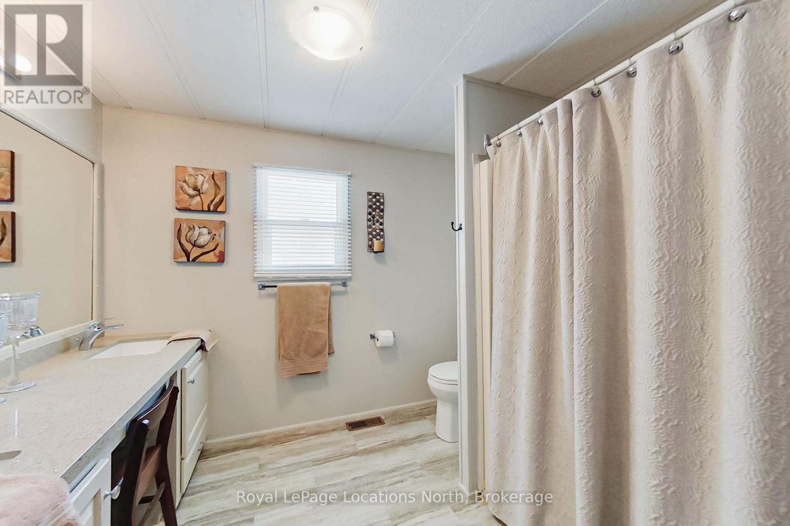 22 Prince Charles Avenue, Springwater, Ontario  L0L 1P0 - Photo 18 - S12940126