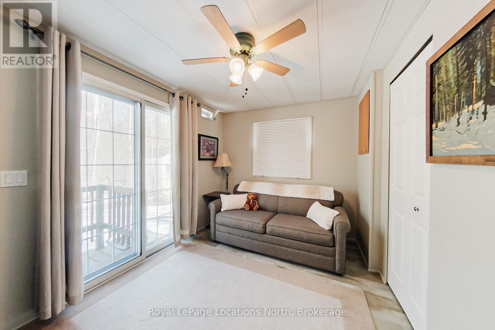 22 Prince Charles Avenue, Springwater, Ontario  L0L 1P0 - Photo 21 - S12940126