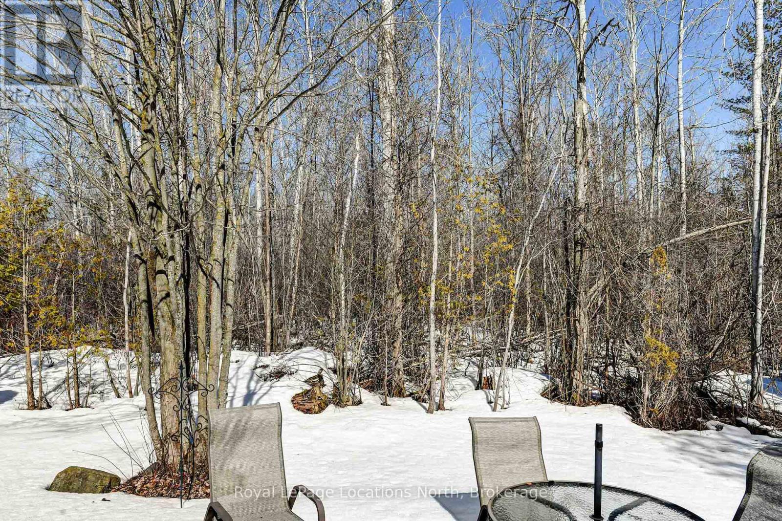 22 Prince Charles Avenue, Springwater, Ontario  L0L 1P0 - Photo 6 - S12940126