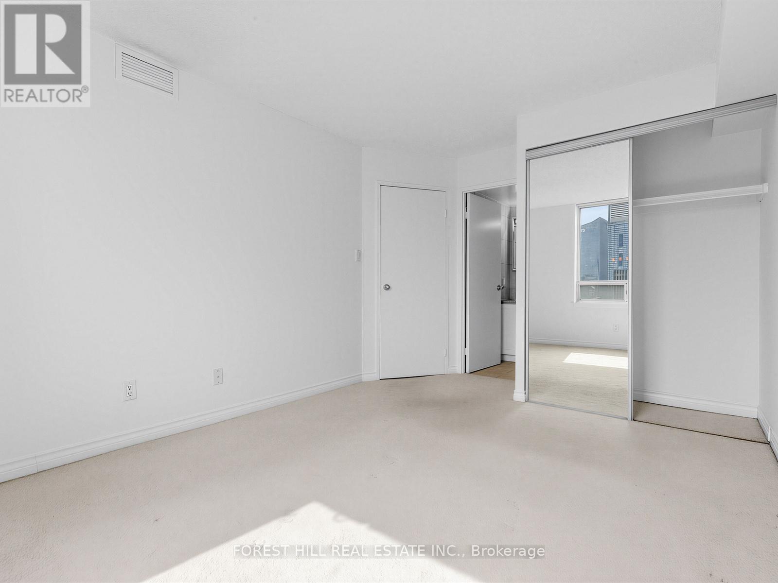 2313 - 633 BAY STREET Toronto (Bay Street Corridor), ON M5G 2G4