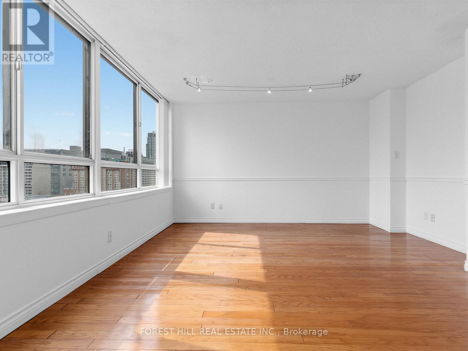 2313 - 633 Bay Street, Toronto, Ontario  M5G 2G4 - Photo 33 - C12941056