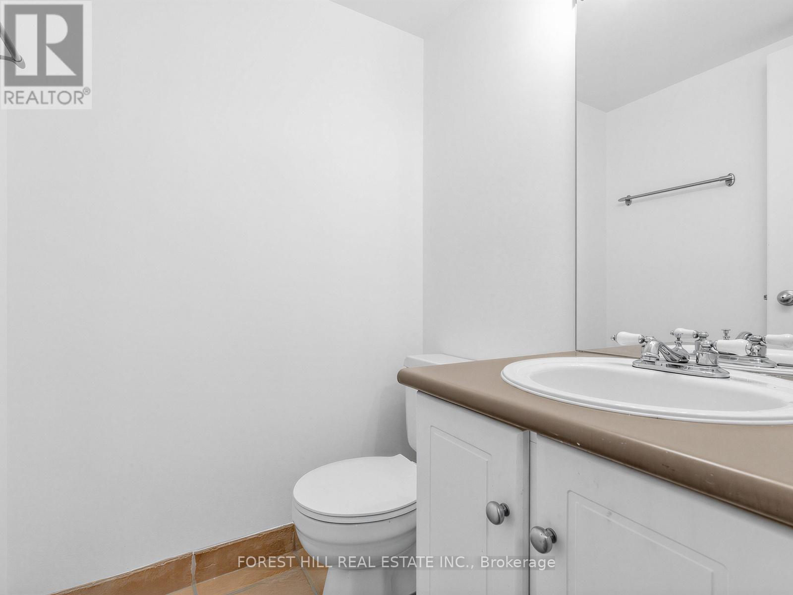 2313 - 633 Bay Street, Toronto, Ontario  M5G 2G4 - Photo 28 - C12941056