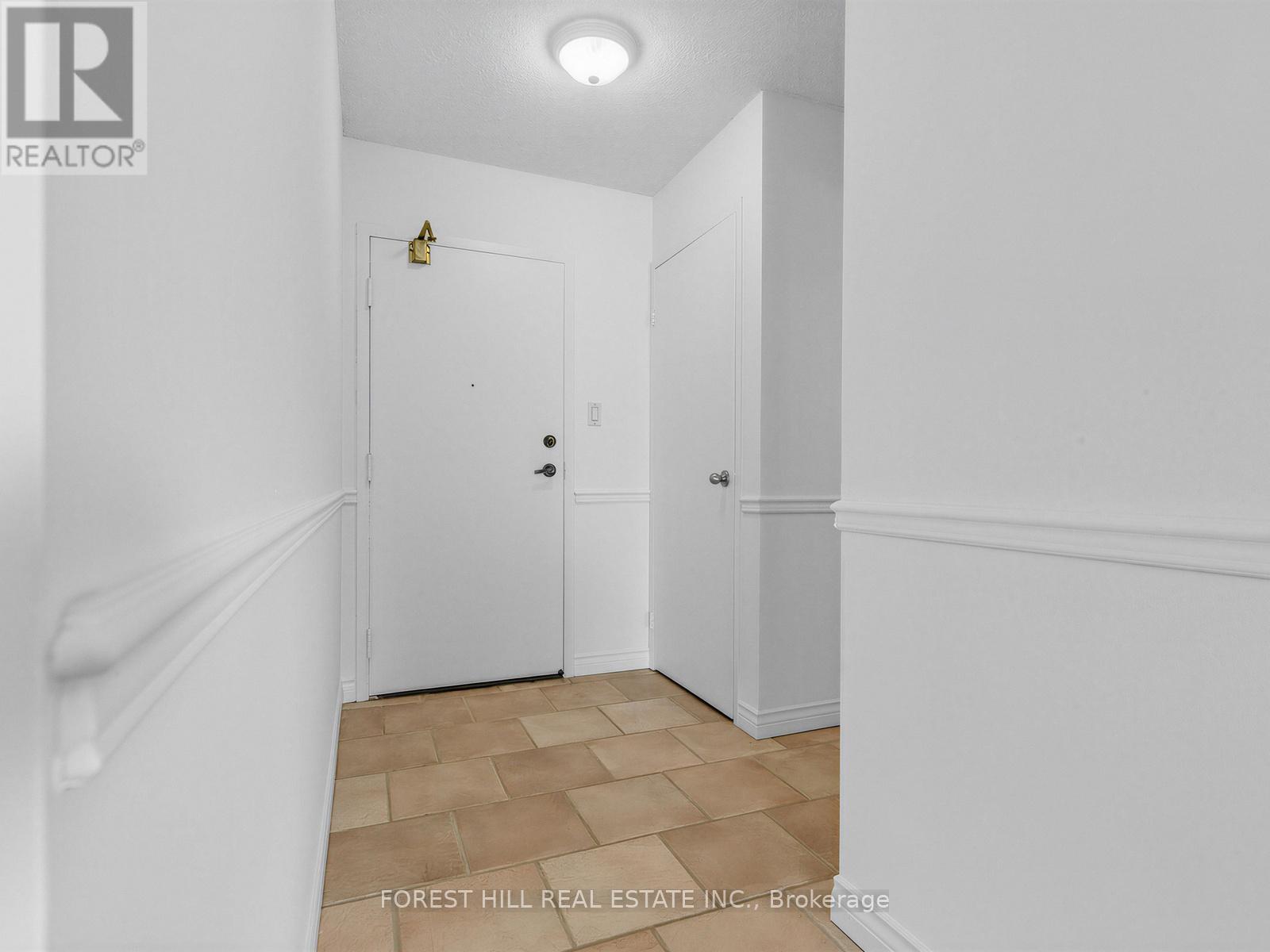 2313 - 633 Bay Street, Toronto, Ontario  M5G 2G4 - Photo 26 - C12941056