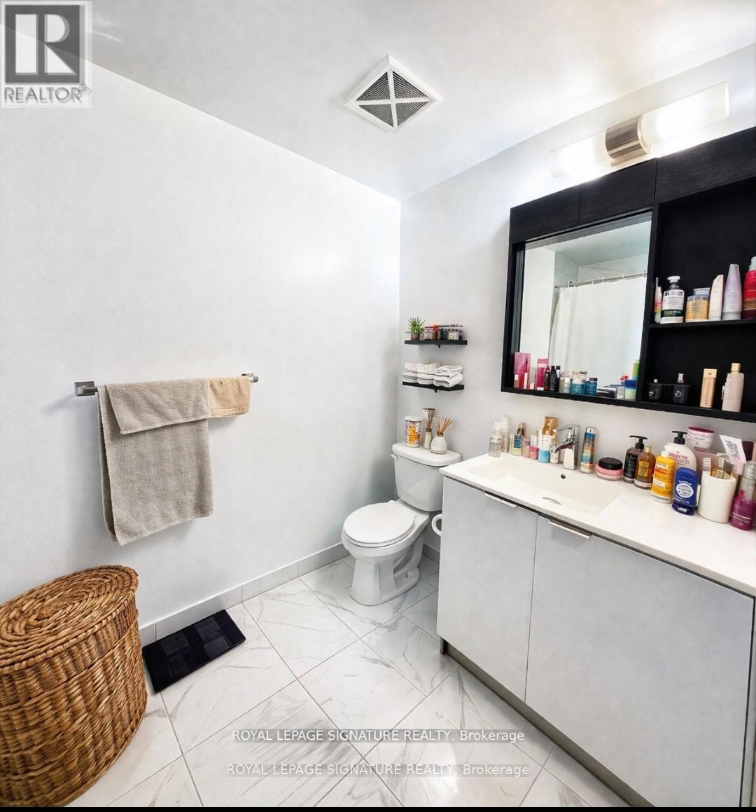 3702 - 4065 Confederation Parkway, Mississauga, Ontario  L5B 0L4 - Photo 5 - W12914274