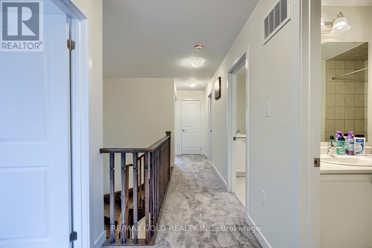 27 Garland Avenue, Cambridge, Ontario N1T 0E7 - Photo 27 - X12934374