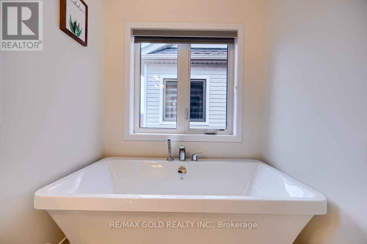 27 Garland Avenue, Cambridge, Ontario N1T 0E7 - Photo 34 - X12934374