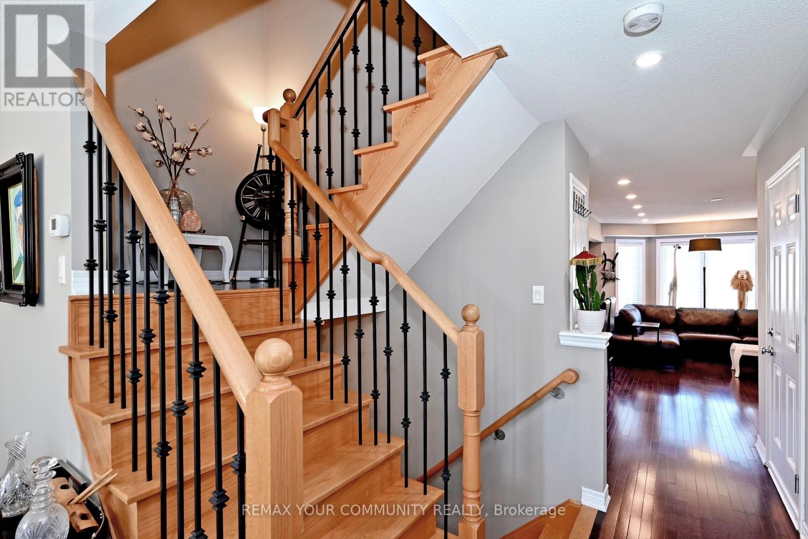 44 Stoyell Drive, Richmond Hill, Ontario  L4E 0M7 - Photo 12 - N12941242