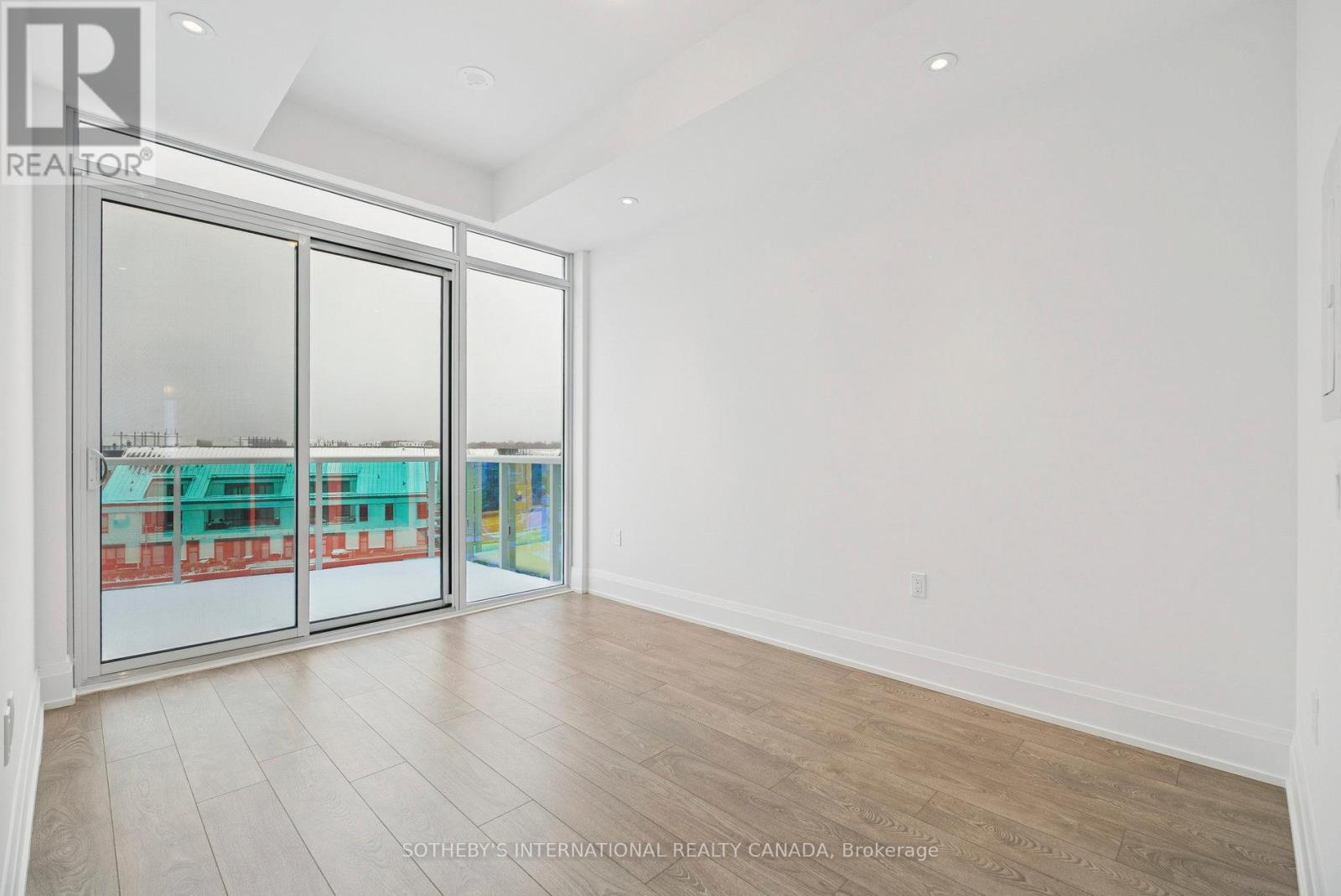 621 - 333 Sunseeker Avenue E, Innisfil, Ontario  L9S 0R6 - Photo 10 - N12941260