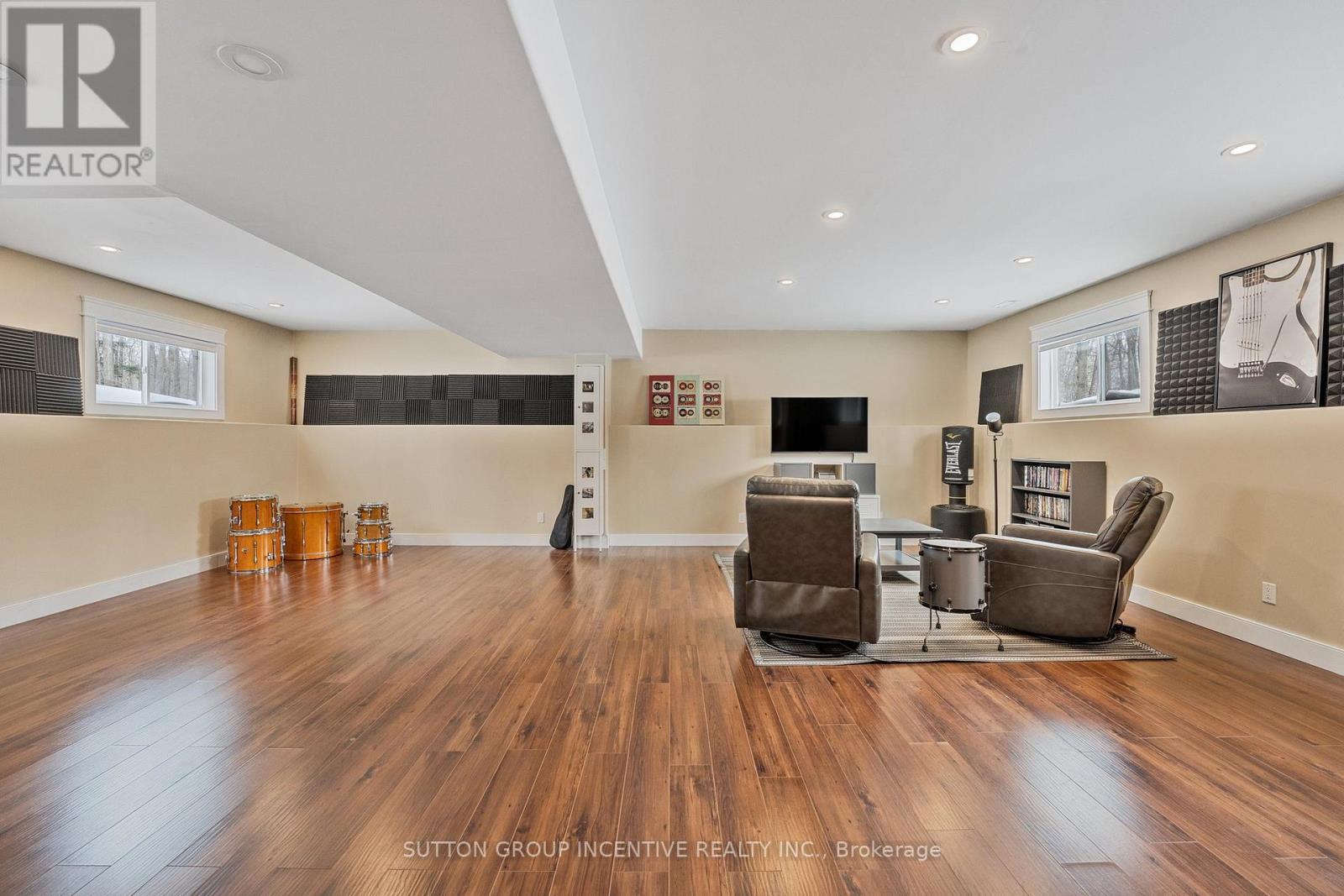 48 Tall Pines Drive, Tiny, Ontario  L9M 0H4 - Photo 27 - S12941236