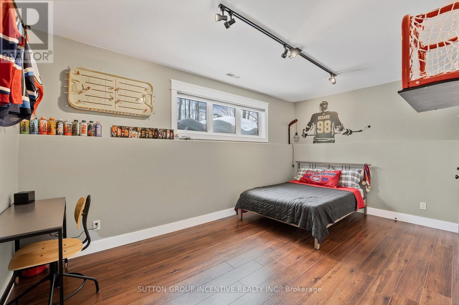 48 Tall Pines Drive, Tiny, Ontario  L9M 0H4 - Photo 33 - S12941236