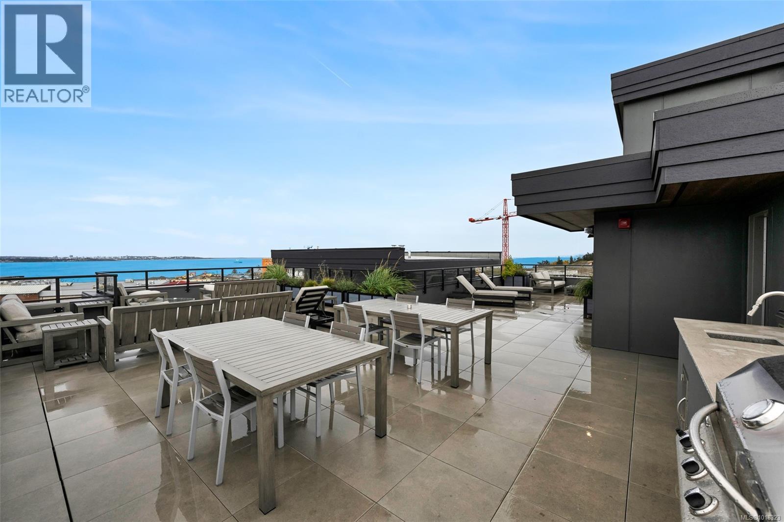 411 3564a Ryder Hesjedal Way, Colwood, British Columbia  V9C 0V3 - Photo 10 - 1018323