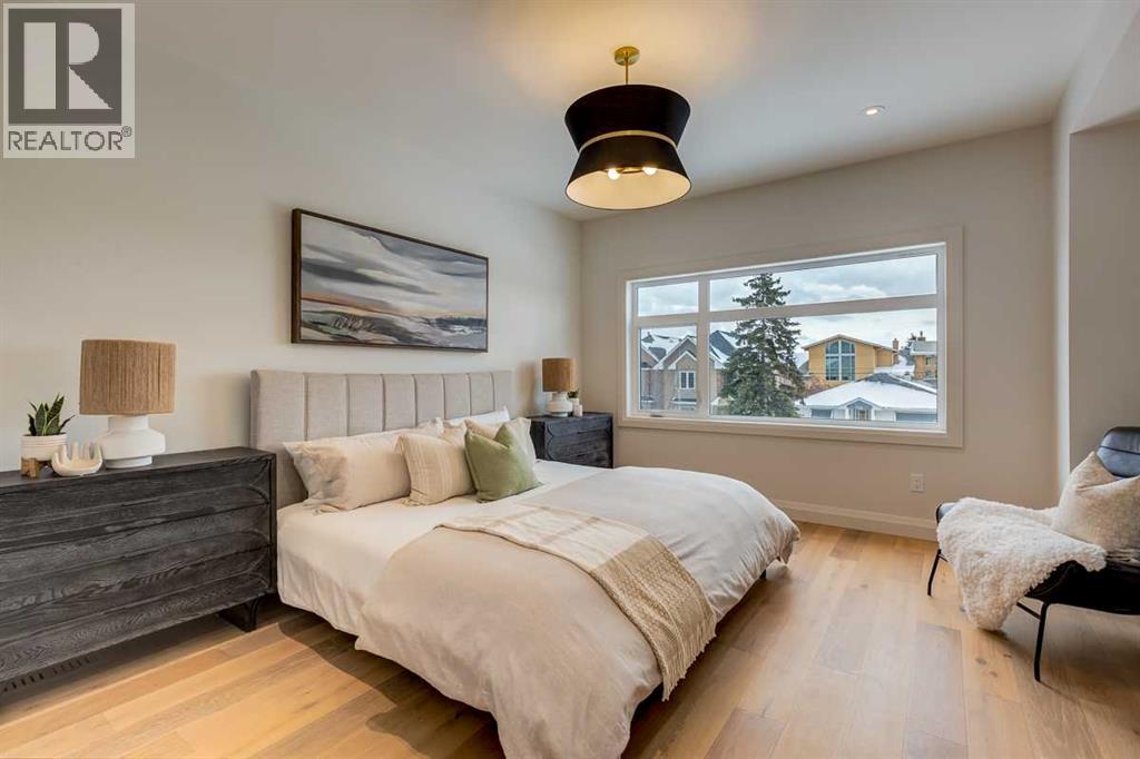 2233 35 Street SW, Calgary, Alberta  T3E 2X7 - Photo 7 - A2292731